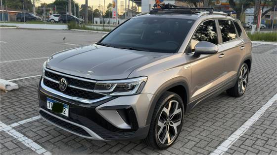 VOLKSWAGEN TAOS 1.4 250 TSI TOTAL FLEX HIGHLINE AUTOMÁTICO